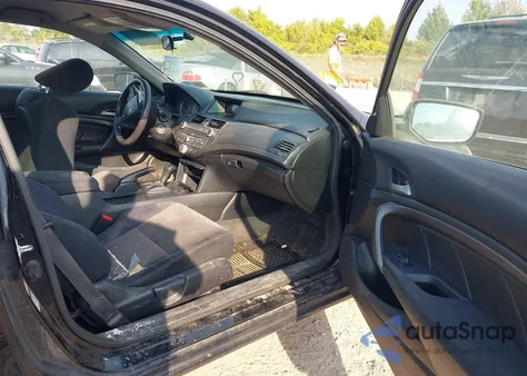 2010 Honda Accord 2.4 Lx-S из США, поврежденный, VIN 1HGCS1B3XAA019561